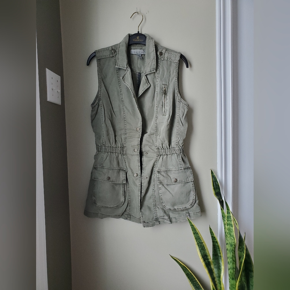Tencel Olive Green Utility Vest
